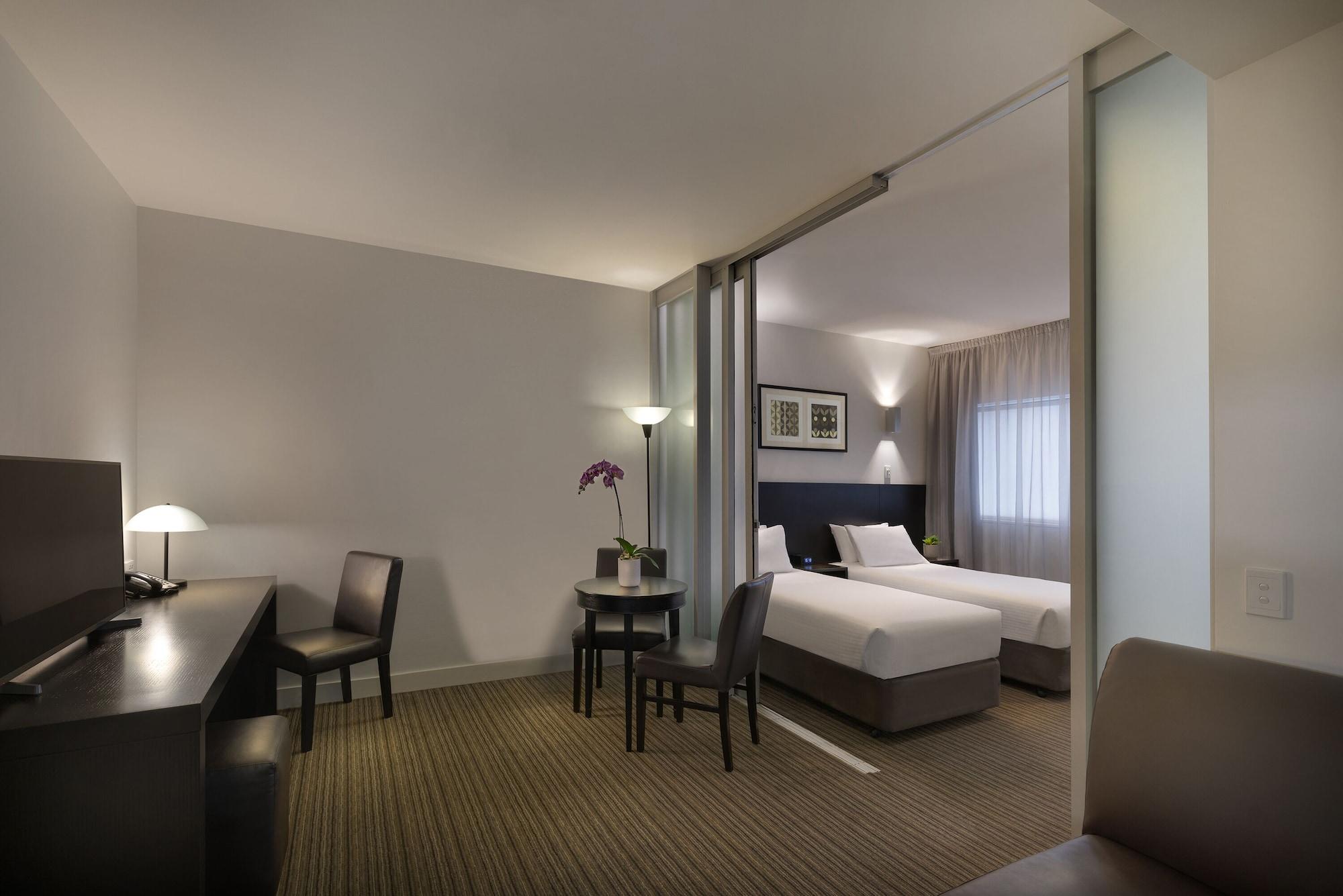Causeway 353 Hotel Мелбърн Екстериор снимка