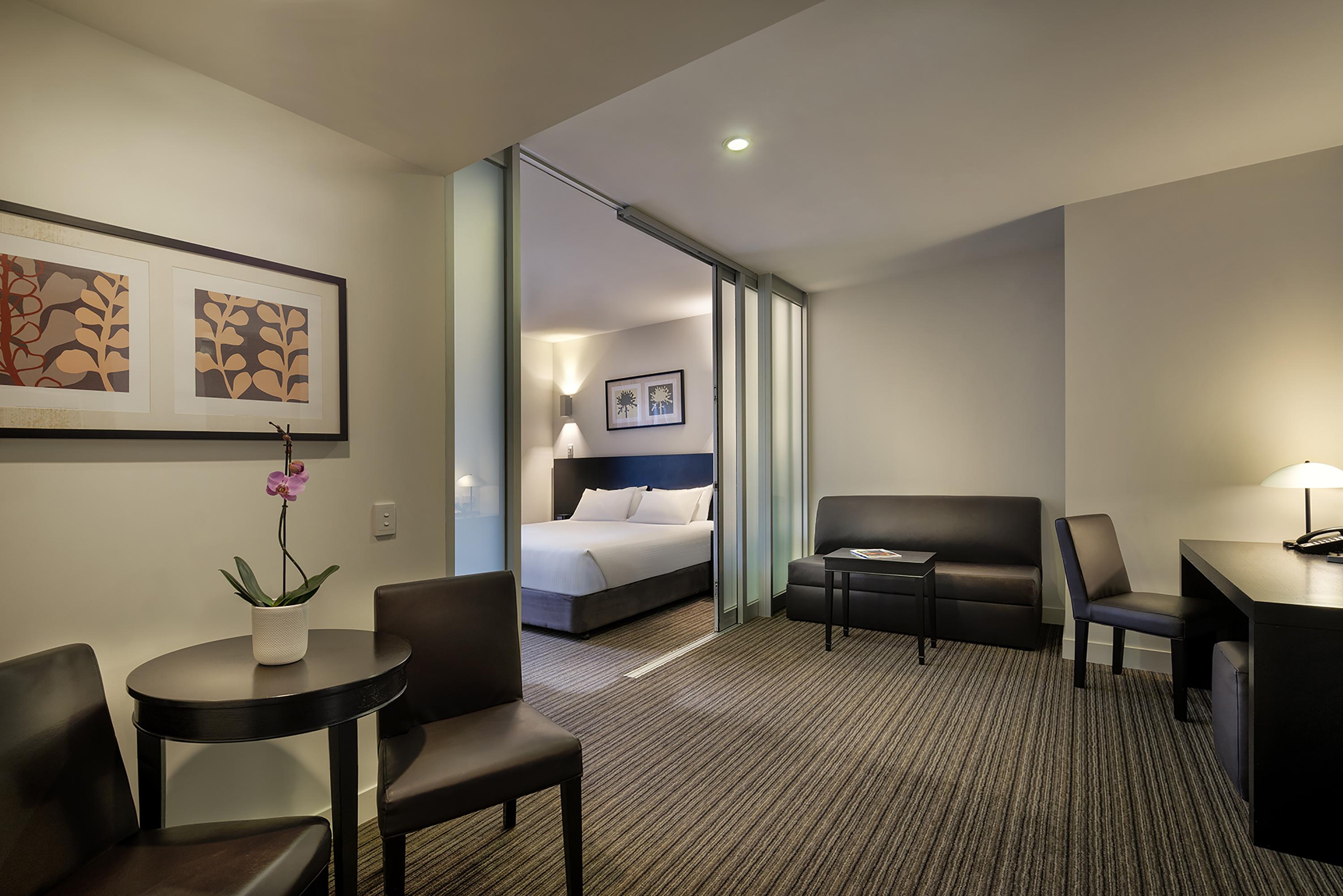 Causeway 353 Hotel Мелбърн Екстериор снимка