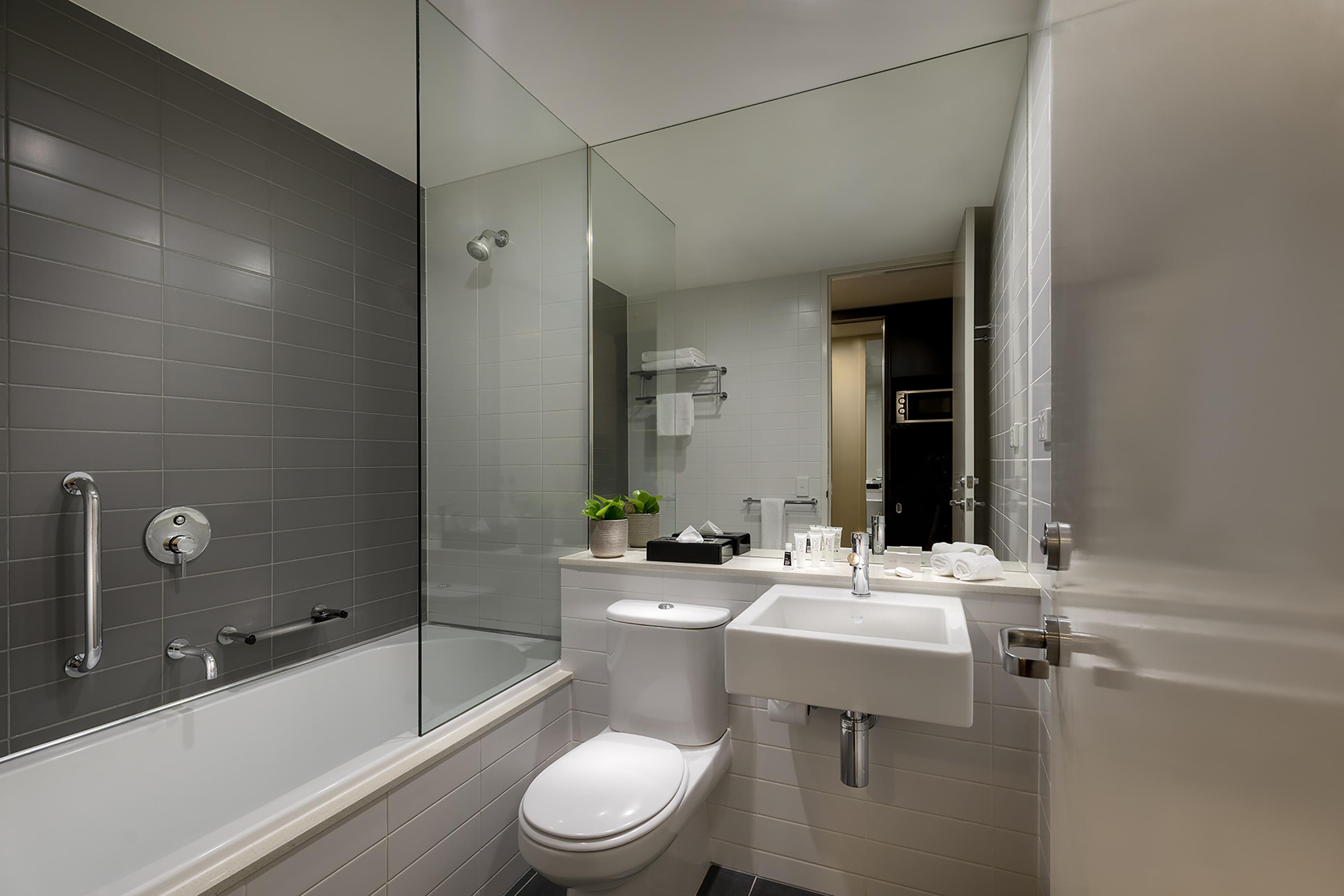 Causeway 353 Hotel Мелбърн Екстериор снимка
