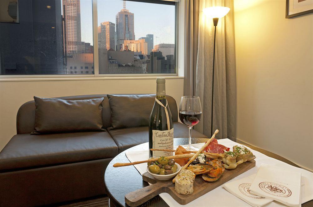 Causeway 353 Hotel Мелбърн Екстериор снимка