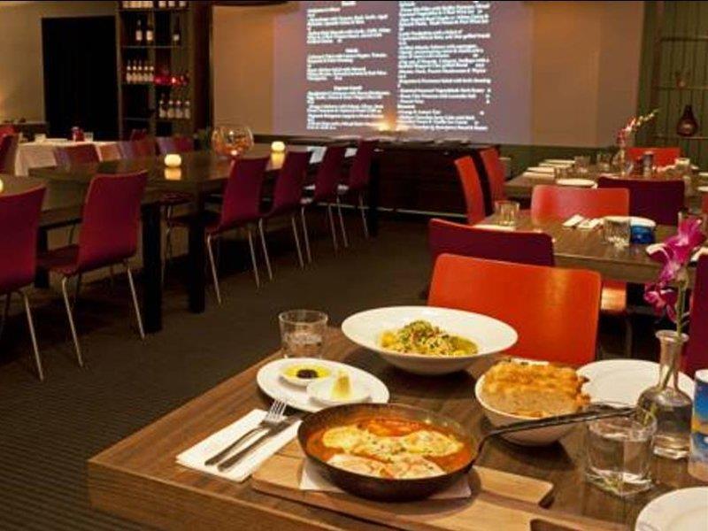 Causeway 353 Hotel Мелбърн Екстериор снимка