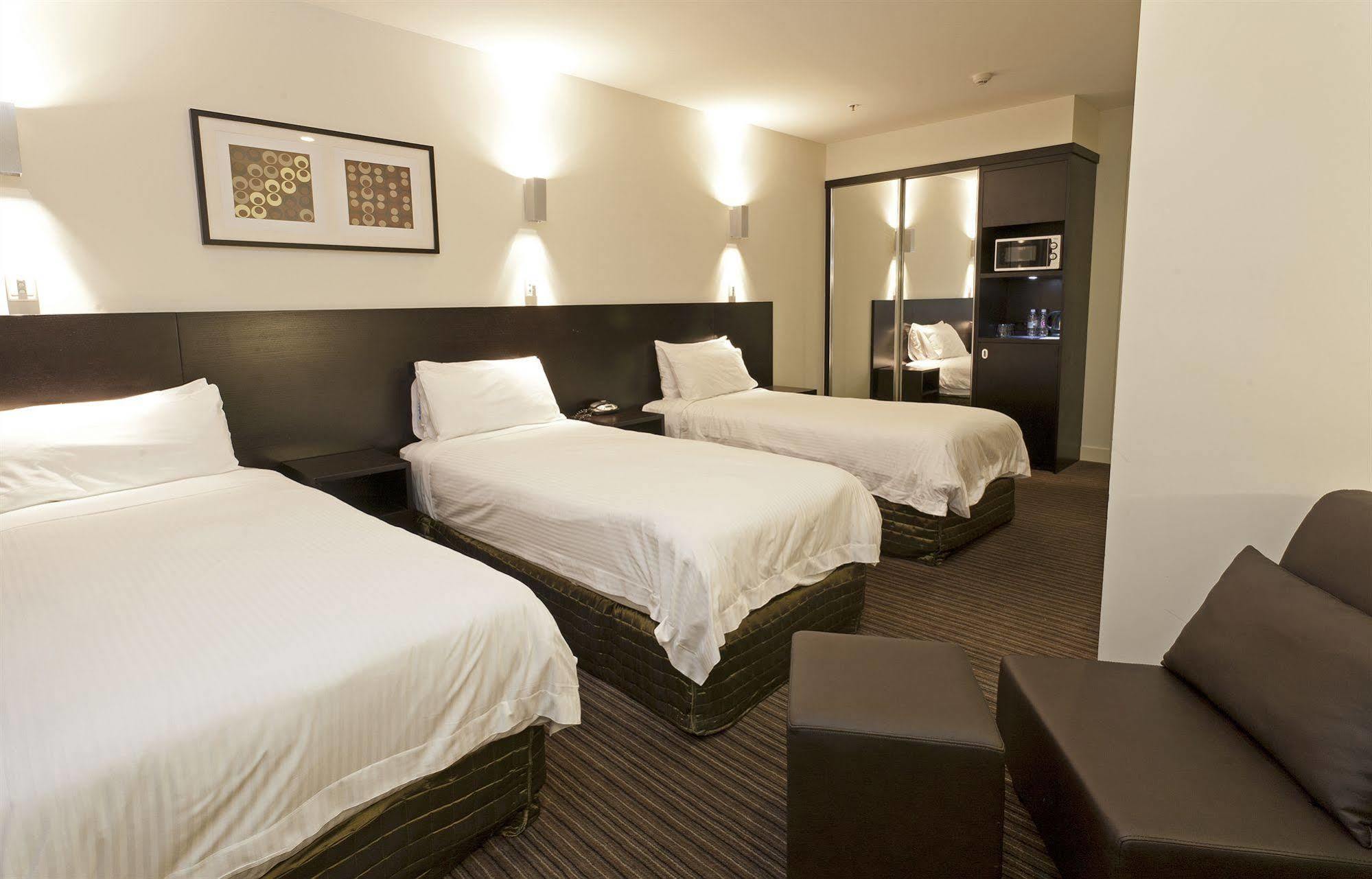 Causeway 353 Hotel Мелбърн Екстериор снимка