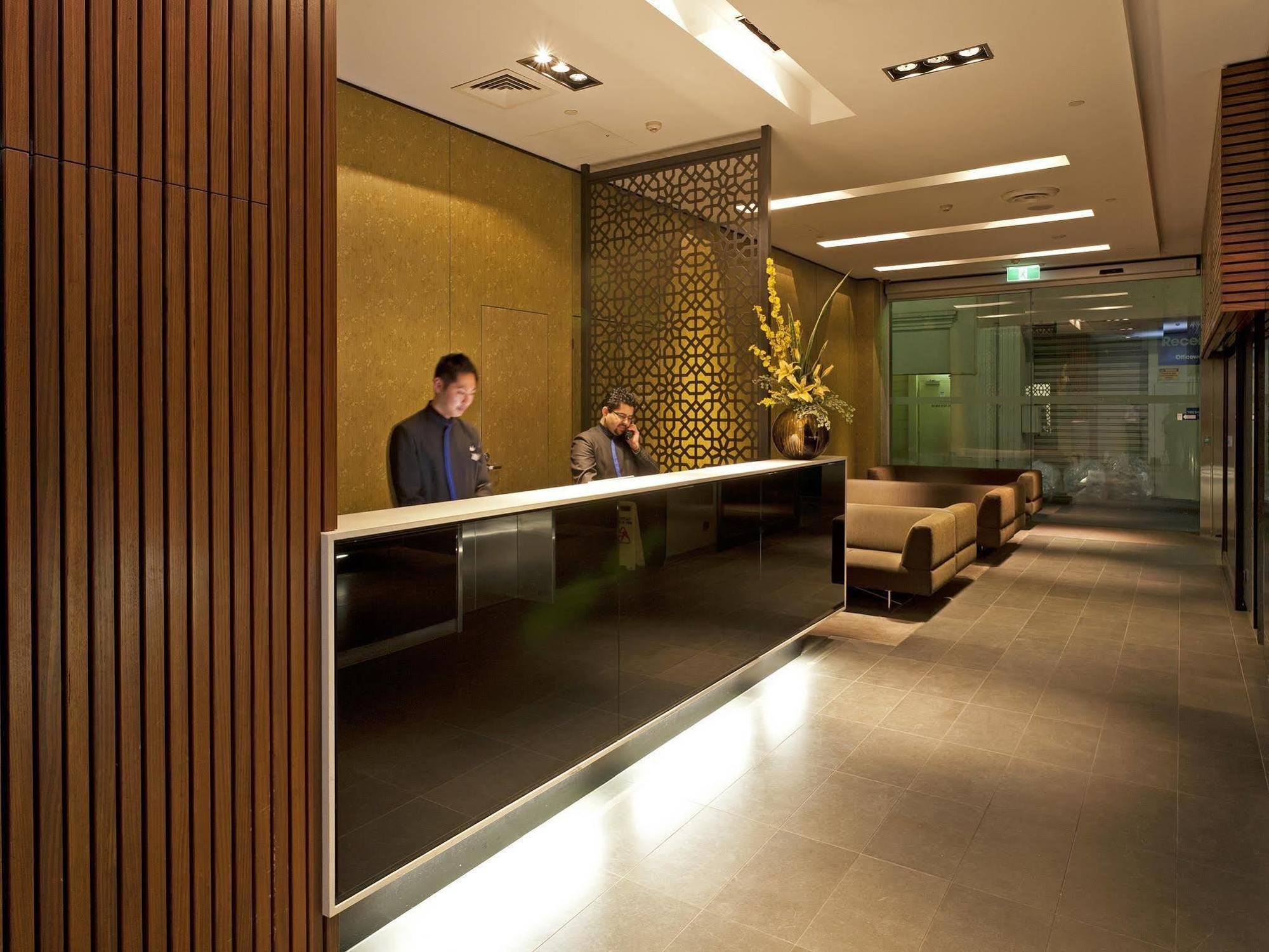 Causeway 353 Hotel Мелбърн Екстериор снимка